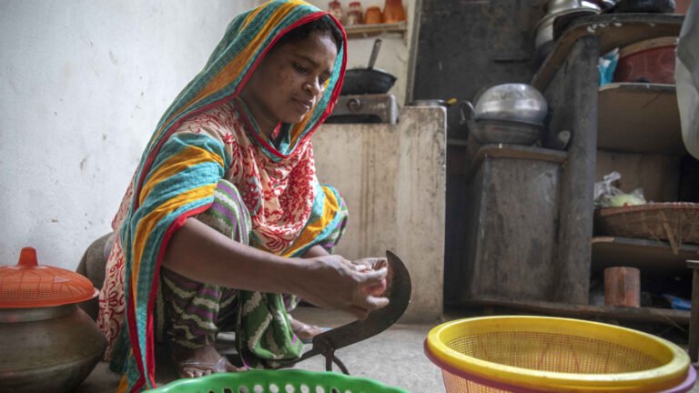 Labour law overhauled: 20 workers can now form trade union, workers can't be blacklisted